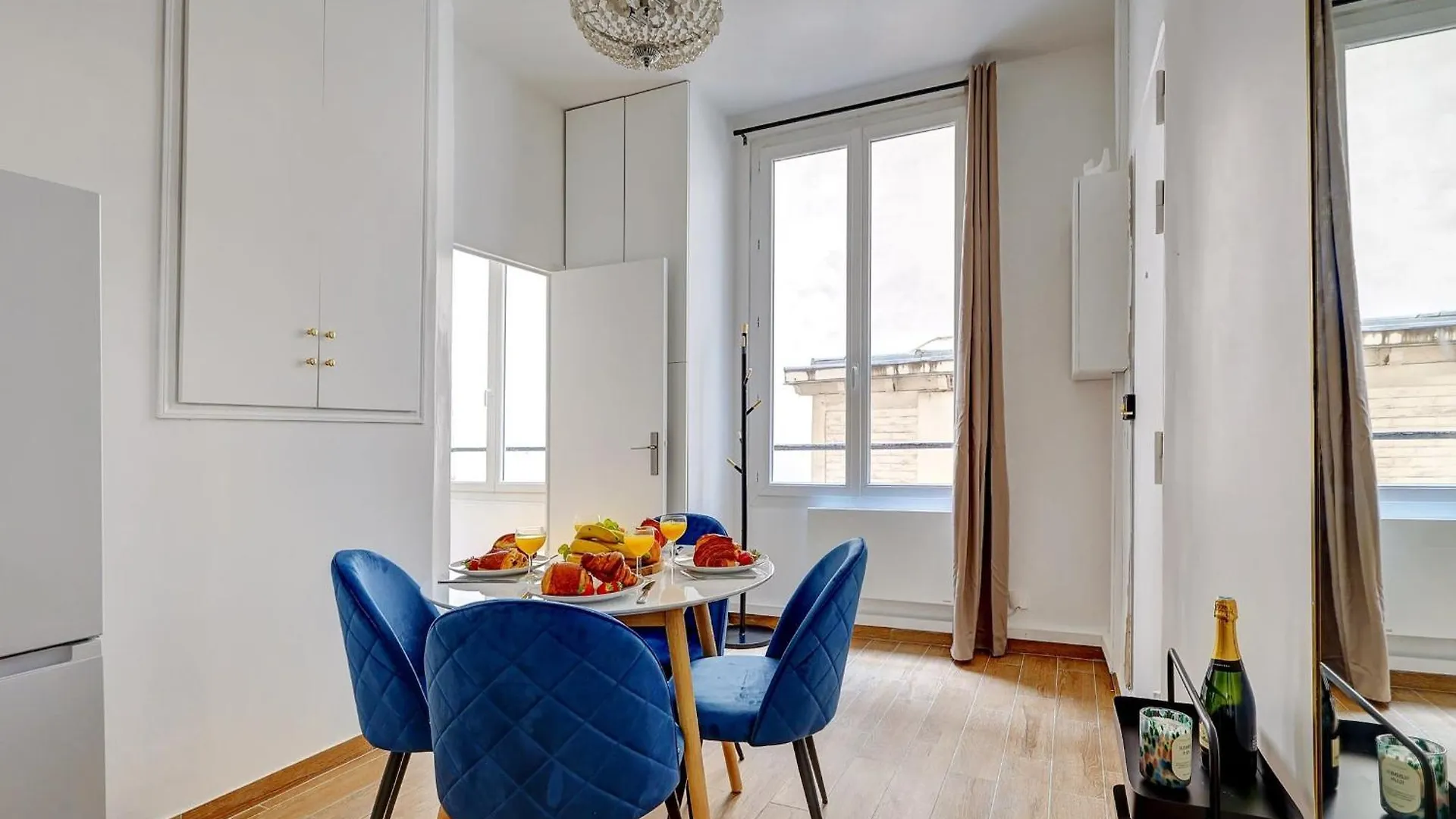 Le Marais & Montorgueil - 2Br - Cityapartmentstay Paris Apartment